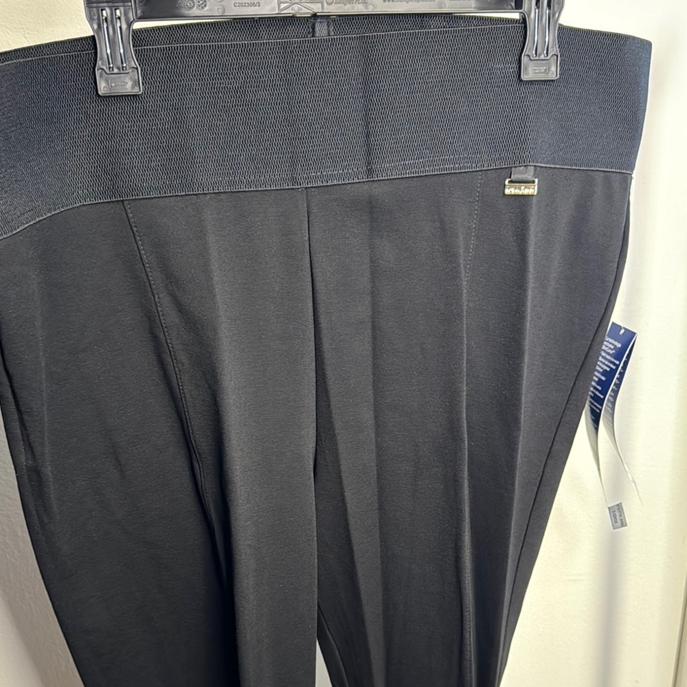 Black Leggings with Wide Waistband and Pleats